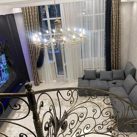Arman Deluxe Apartment Karaganda Luaran gambar