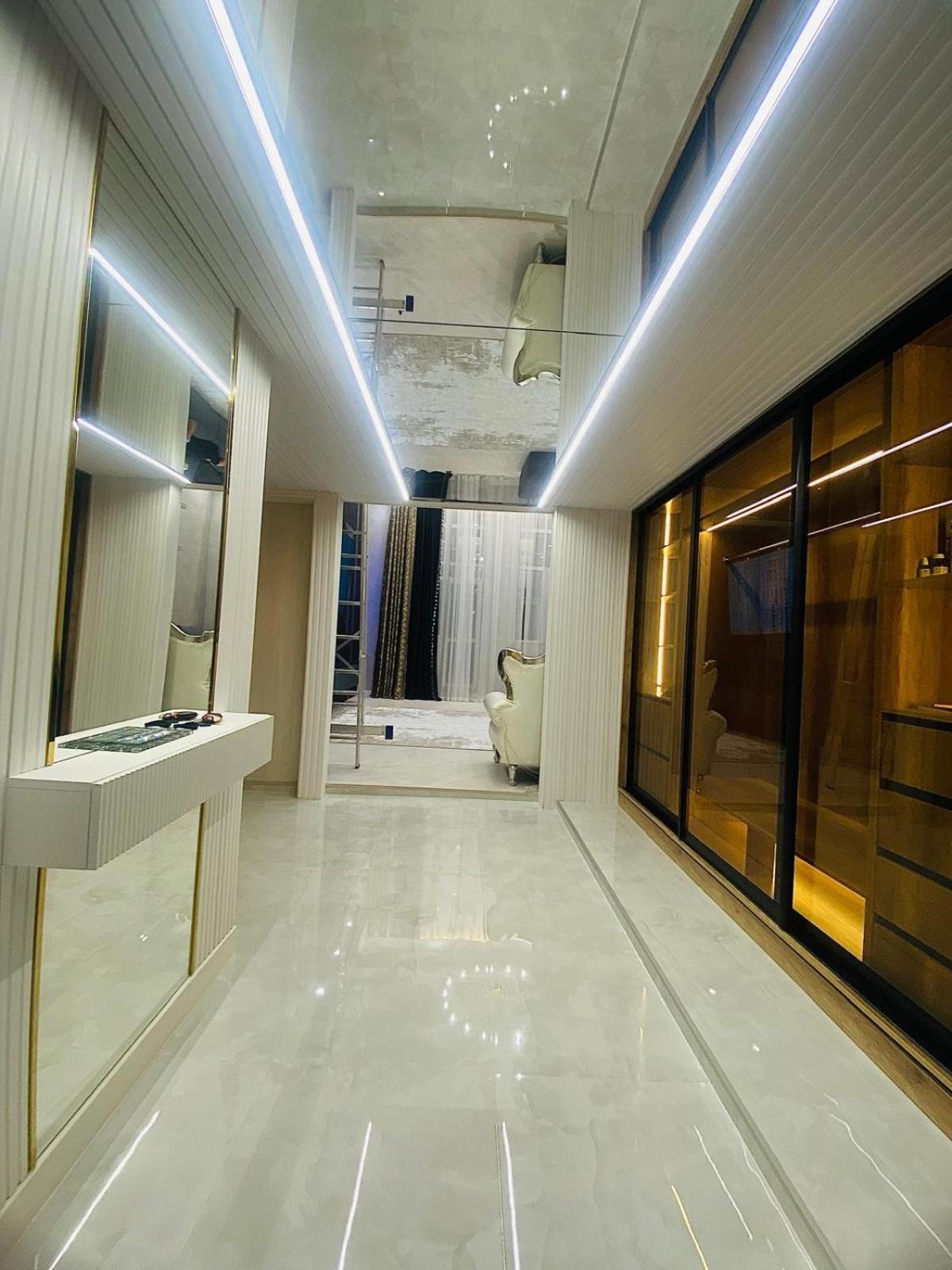 Arman Deluxe Apartment Karaganda Luaran gambar